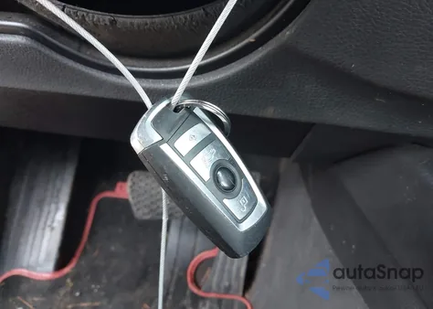 2014 BMW 320I z USA, uszkodzony, nr VIN WBA3B1G59ENT00528